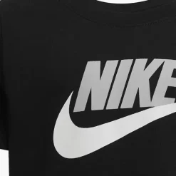 Nike T-Shirt -Adidas Geschäft 2030557 H3